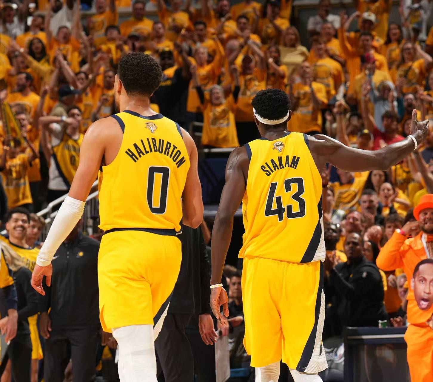 关键时刻突围战来临,印第安纳步行者围绕亚冠造点机会,更衣室稳定,赛季目标并未改变 关键时刻突围战来临,印第安纳步行者围绕亚冠造点机会,更衣室稳定,赛季目标并未改变