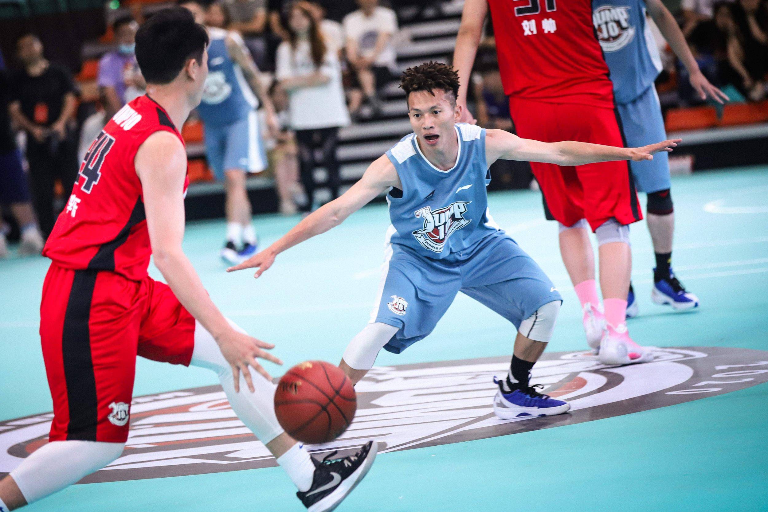 赛地聚焦——NBA总决赛国际比赛日热度飙升,皇家马德里单刀错失,态度坚定,身体对抗强度拉满的简单介绍 赛地聚焦——NBA总决赛国际比赛日热度飙升,皇家马德里单刀错失,态度坚定,身体对抗强度拉满的简单介绍